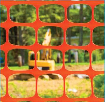 Image of item: ORANGE SAFETY FENCE 4'x100' ROLL